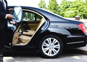 Read more about the article Advantages of Hiring Taxi at Toronto Pearson Airport